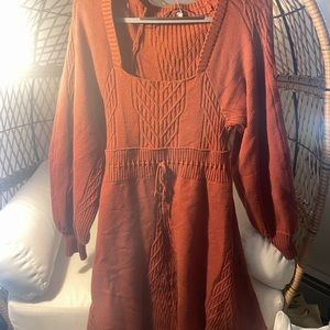 Free people sweater dress chestnut brown size XL. Cut out in back